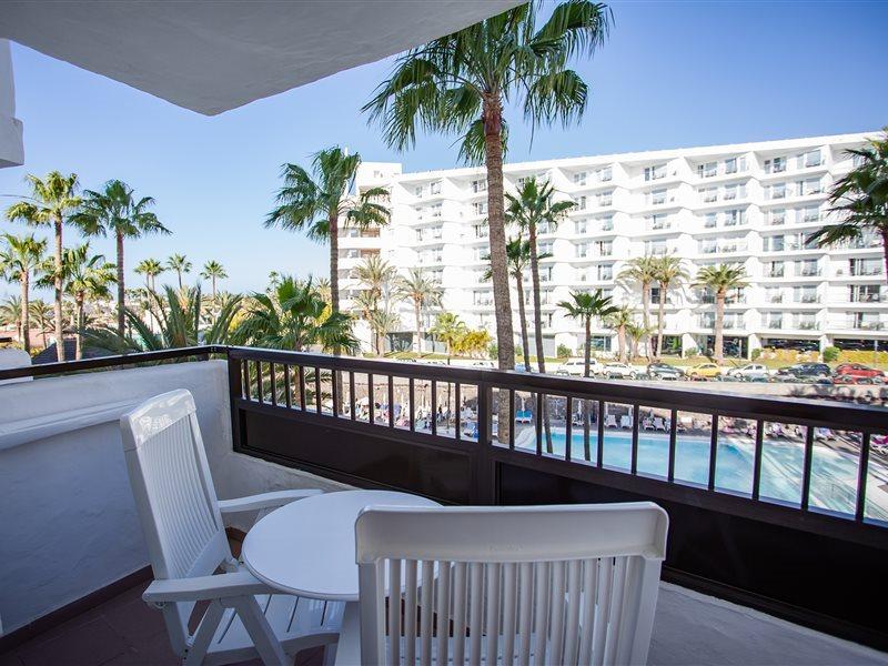 Servatur Waikiki